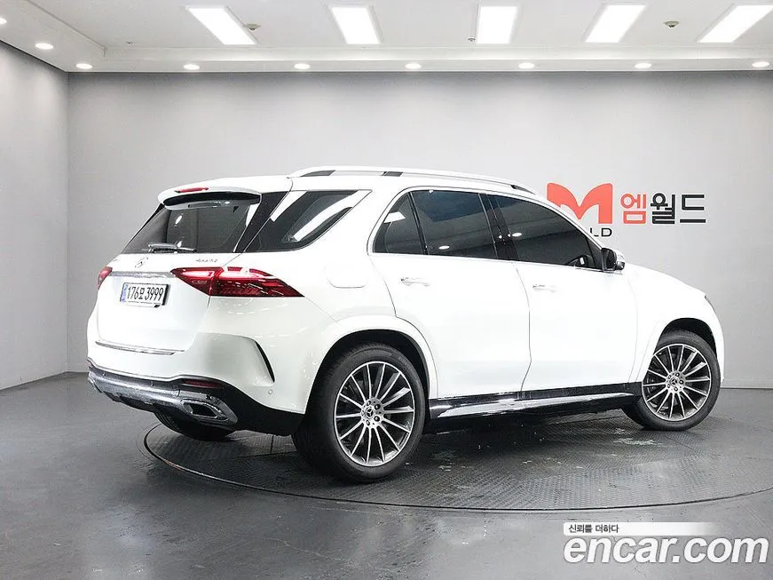Mercedes-Benz GLE-Class — фото 8