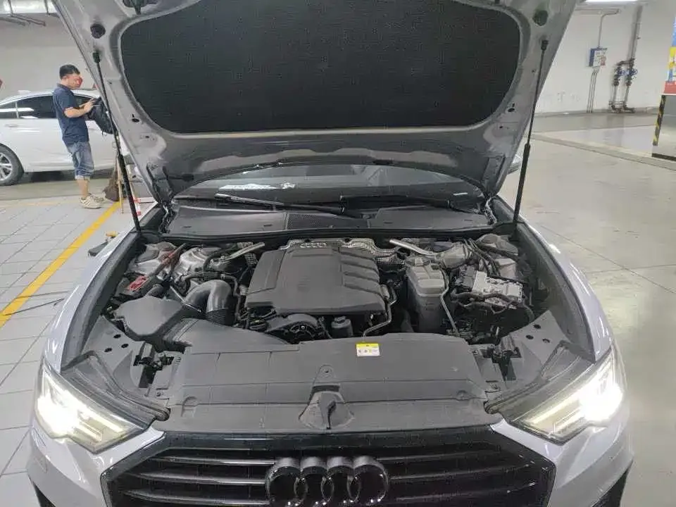 Audi A6 (Import) — фото 2
