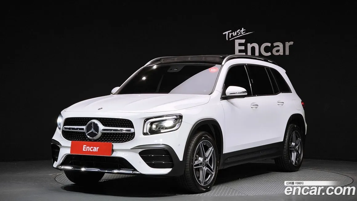 Mercedes-Benz GLB-Class — фото 1