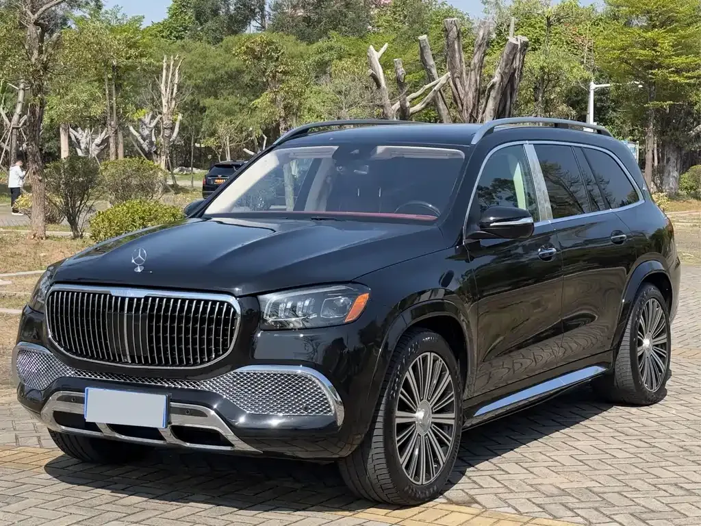 Mercedes-Benz GLS — фото 10