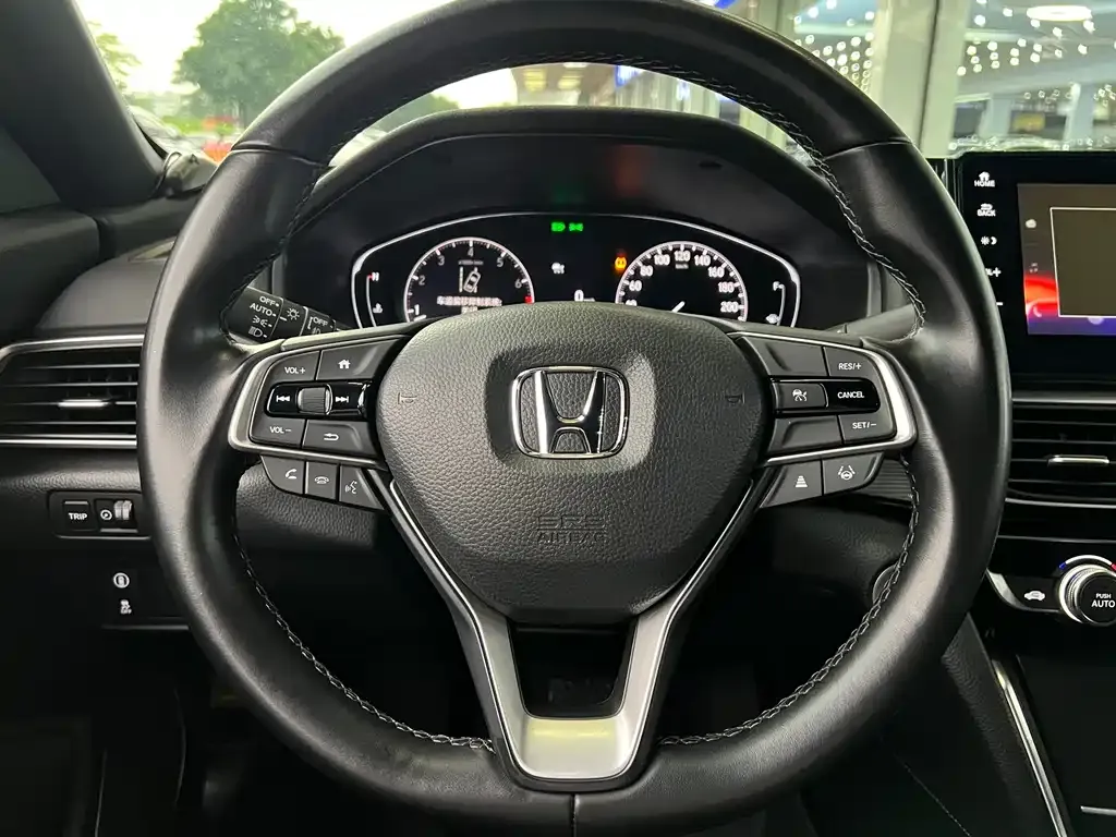 Honda Inspire — фото 6