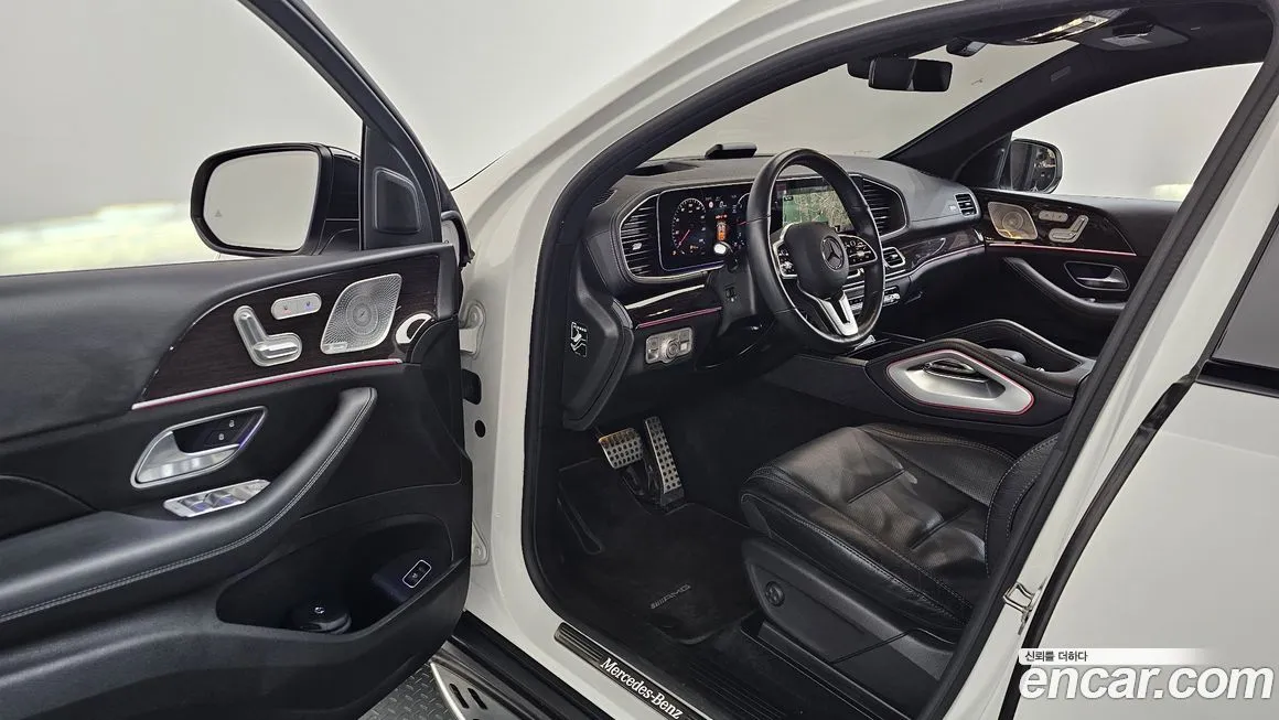 Mercedes-Benz GLE-Class — фото 9