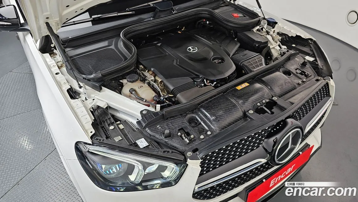Mercedes-Benz GLE-Class — фото 10