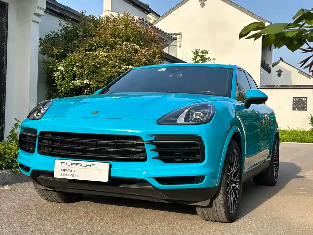 Porsche Cayenne Hybrid — фото 1