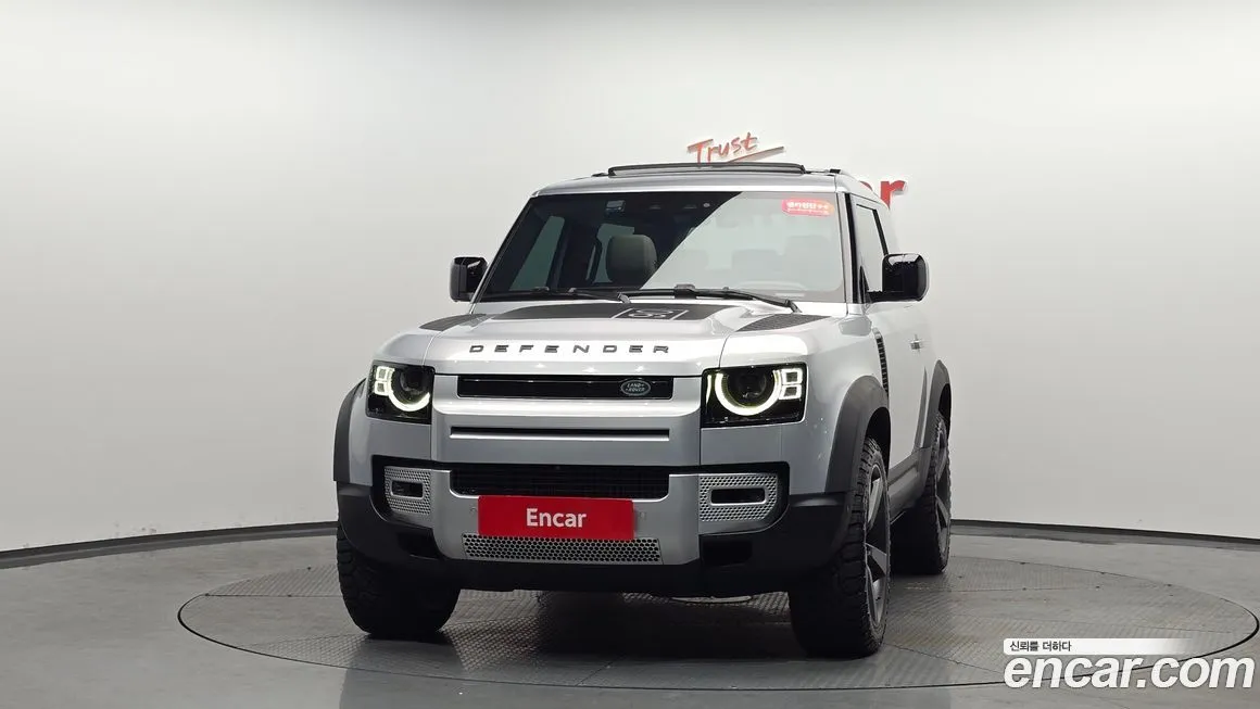 Land Rover Defender — фото 9
