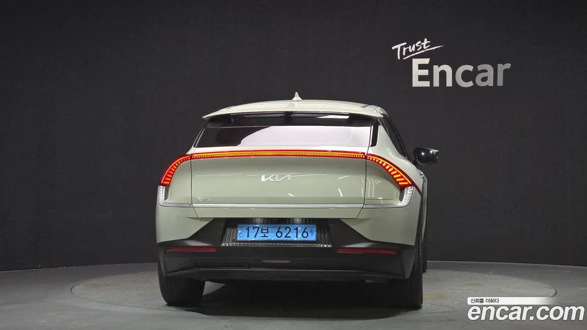 Kia EV6 — фото 2