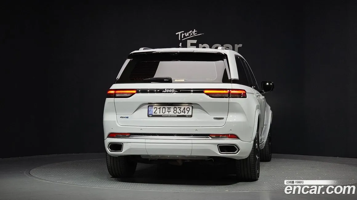 Jeep Cherokee — фото 2