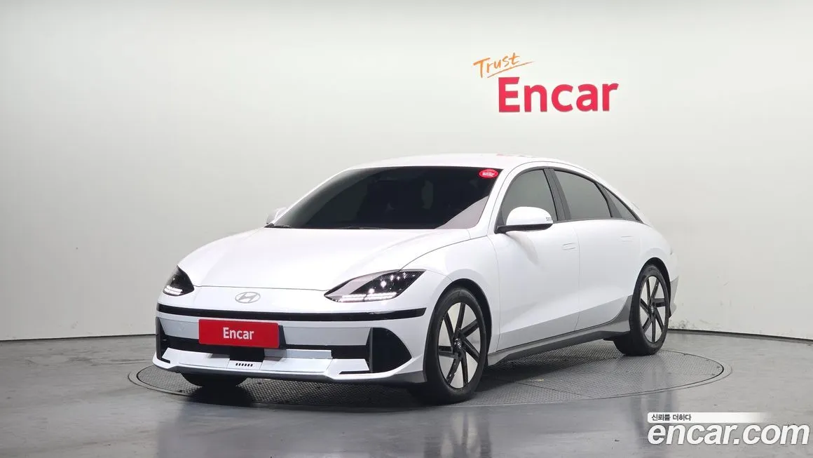 Hyundai Ioniq6 — фото 1