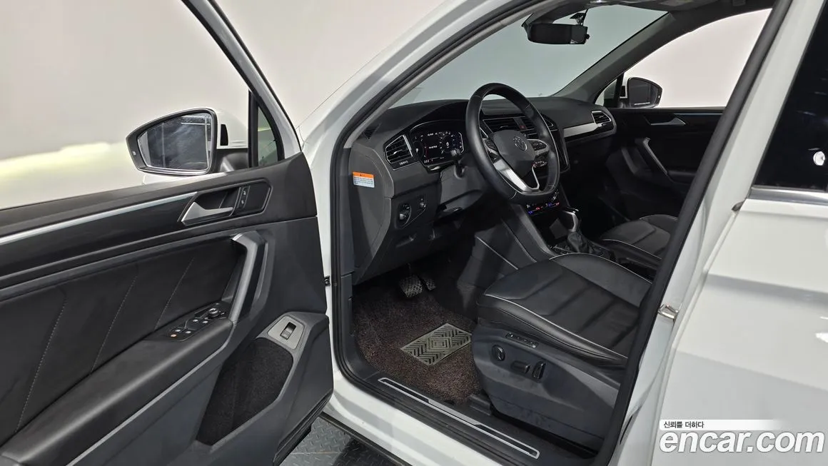 Volkswagen Tiguan — фото 3