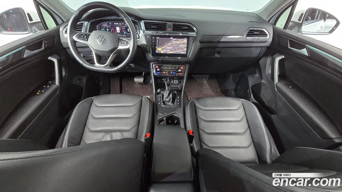 Volkswagen Tiguan — фото 7