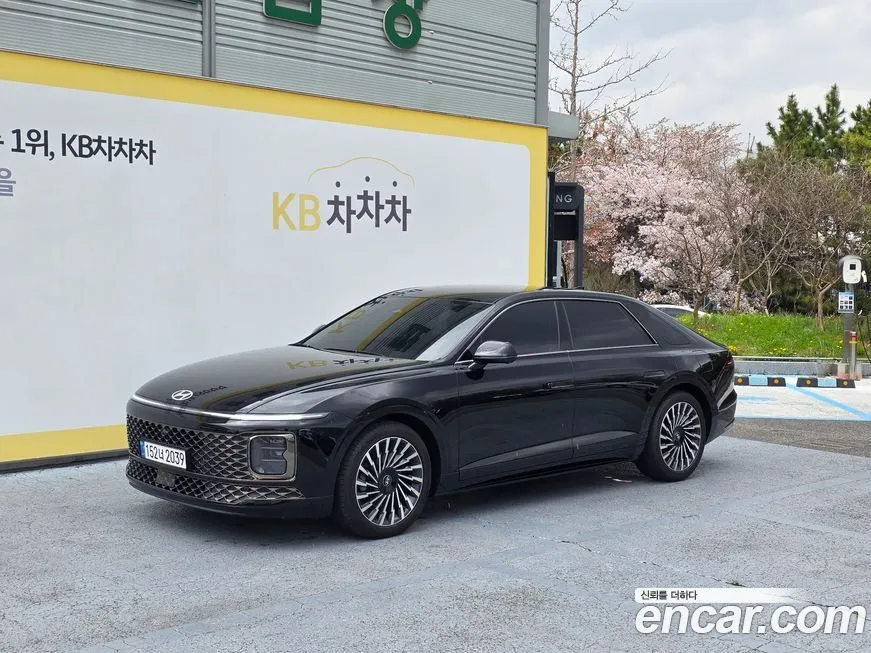 Hyundai Grandeur — фото 1