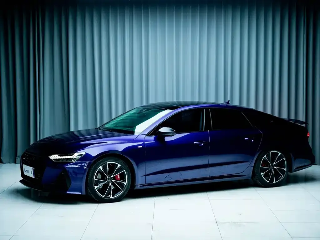 Audi A7 — фото 1