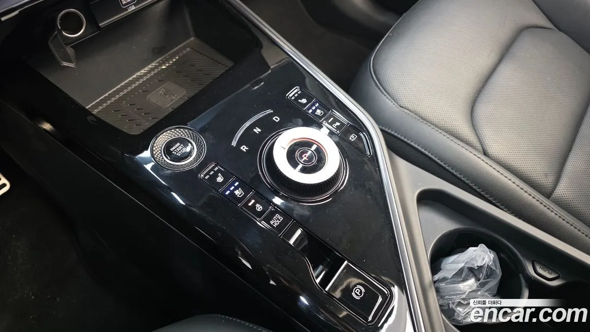 Kia Niro — фото 10