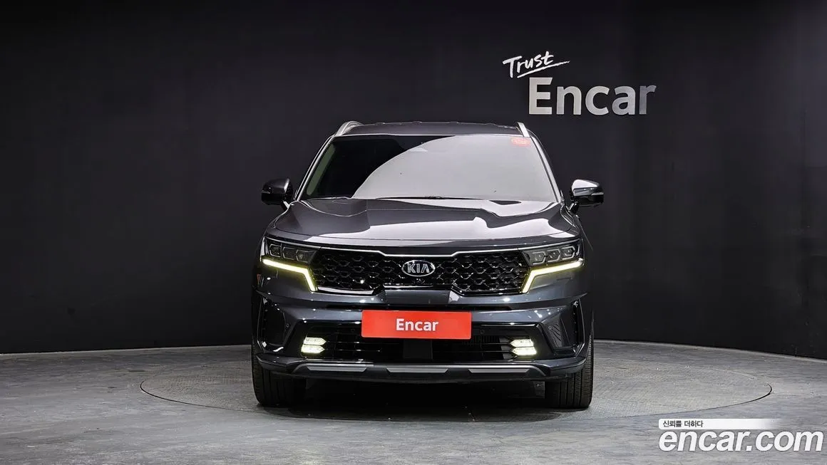 Kia Sorento — фото 9