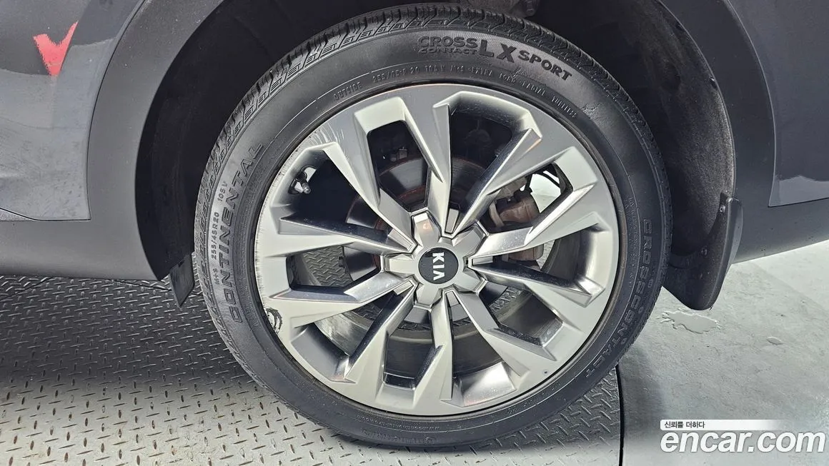 Kia Sorento — фото 5