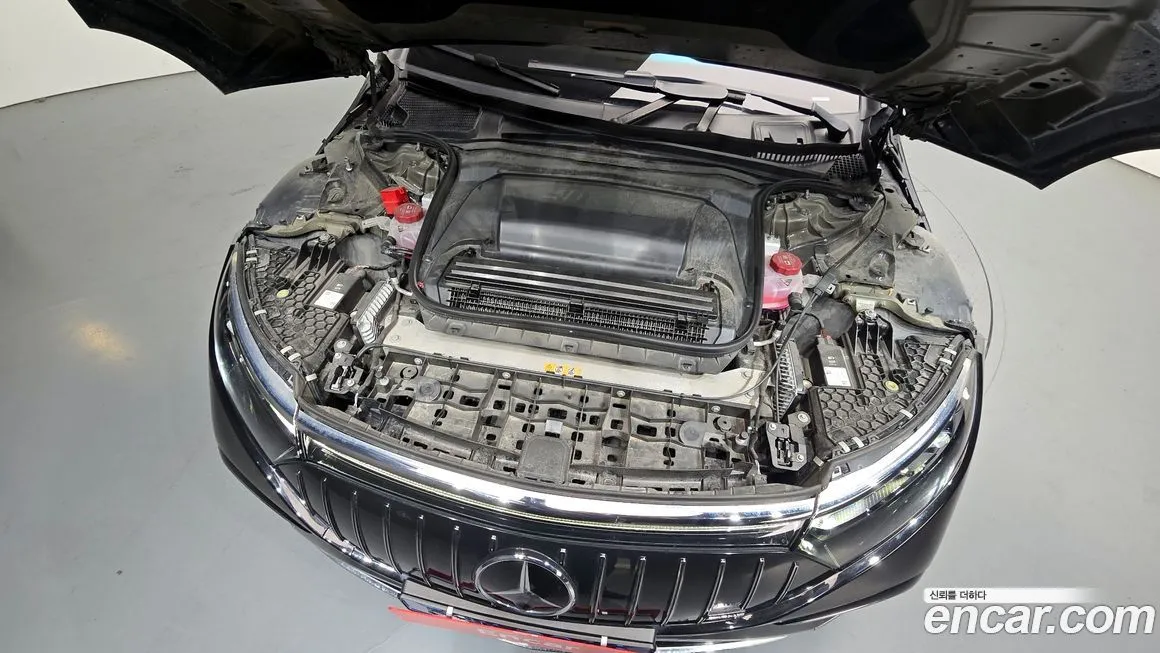 Mercedes-Benz EQS — фото 10