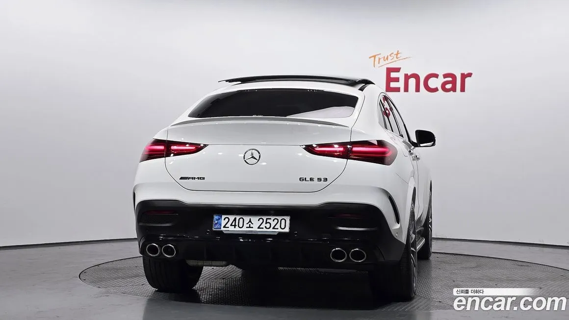 Mercedes-Benz GLE-Class — фото 10