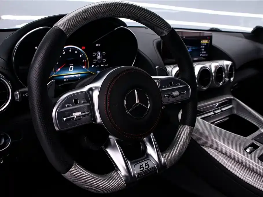 Mercedes-Benz AMG GT — фото 9