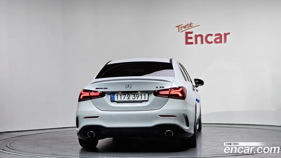 Mercedes-Benz A-Class — фото 9