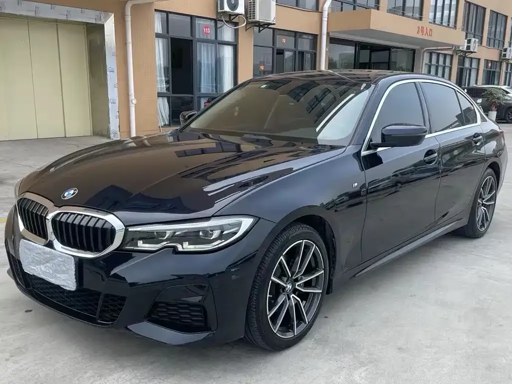 BMW 3 Series — фото 1