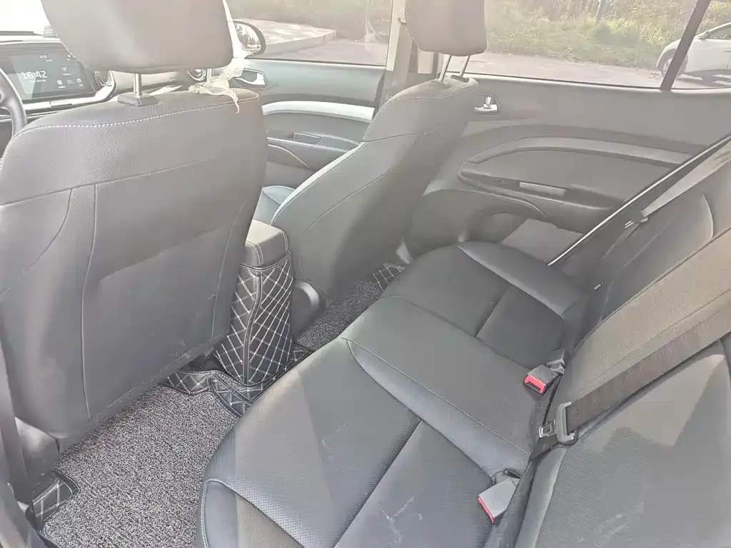 Kia KX1 — фото 3