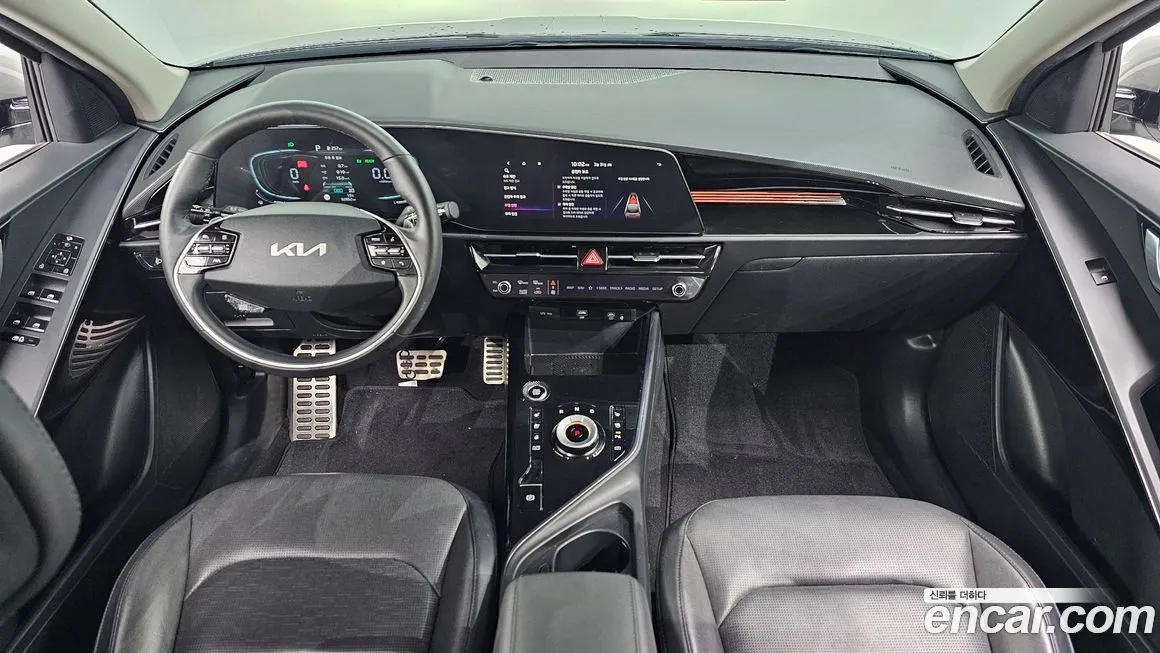 Kia Niro — фото 8