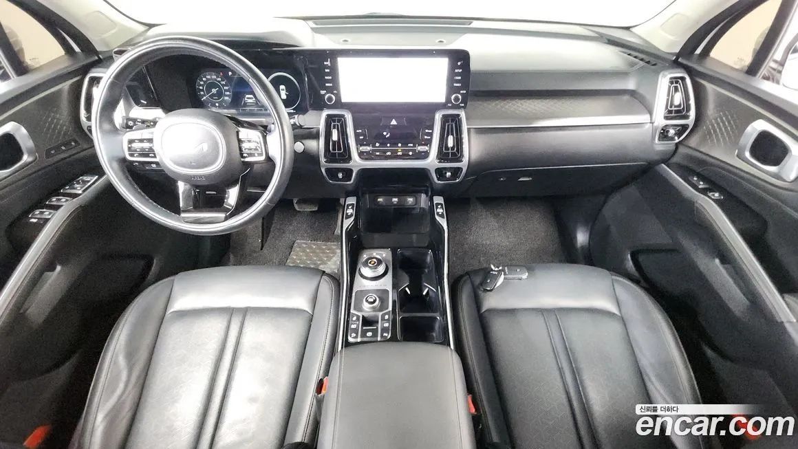 Kia Sorento — фото 9