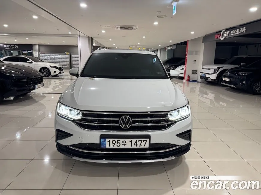 Volkswagen Tiguan — фото 8