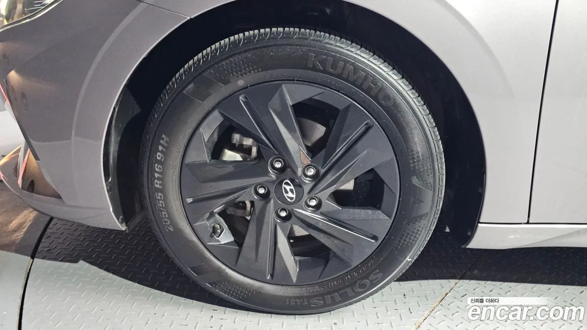 Hyundai AVANTE — фото 9