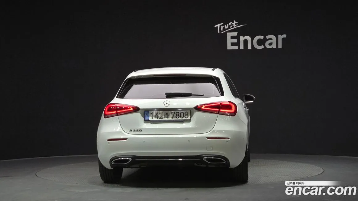 Mercedes-Benz A-Class — фото 9