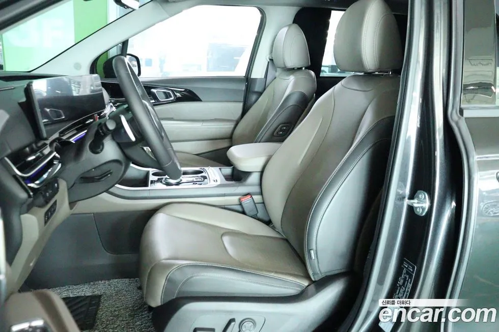 Kia Carnival — фото 10