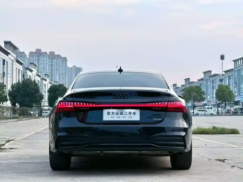 Audi A7L — фото 3