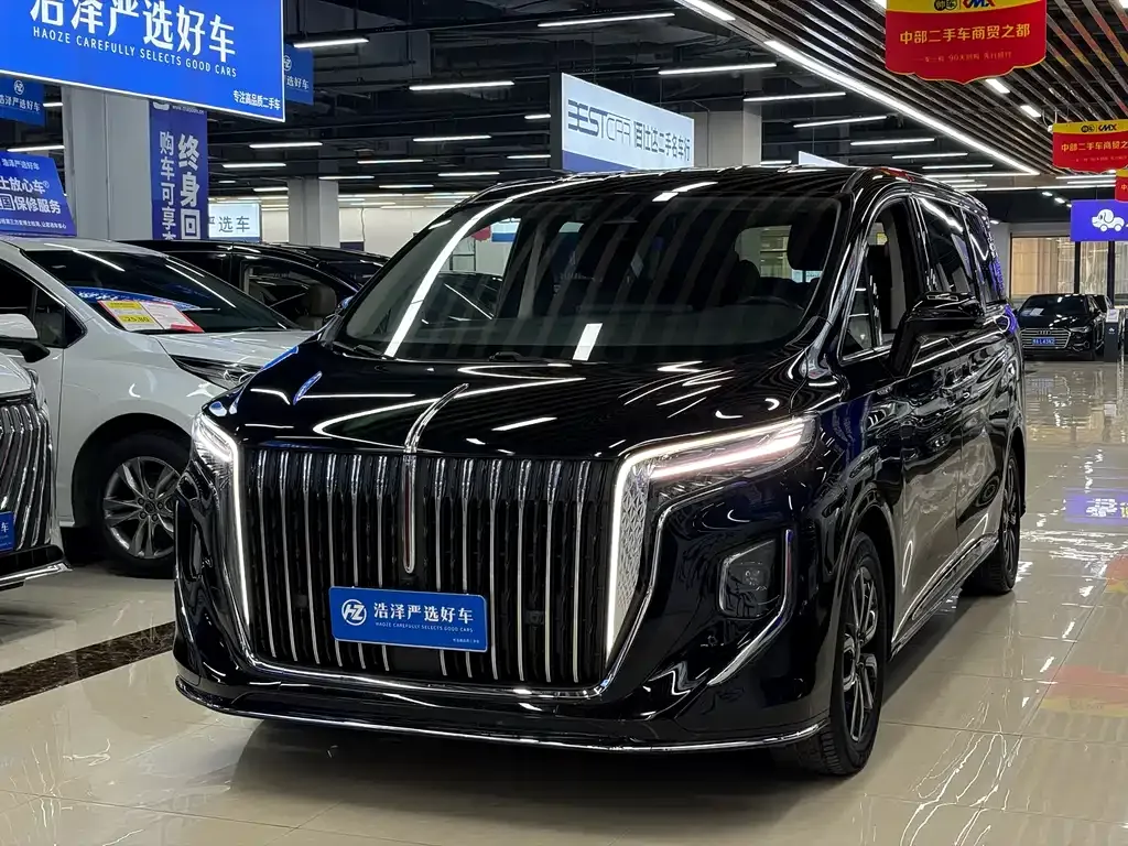 Hongqi HQ9 — фото 1