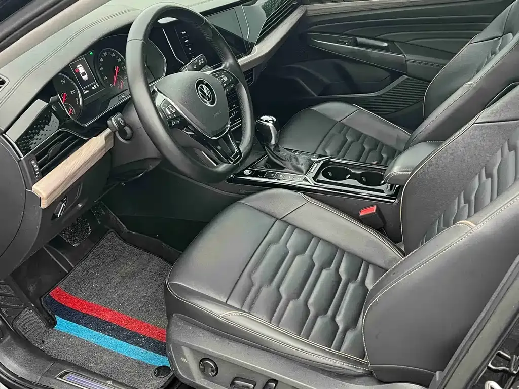 Volkswagen Passat New Energy — фото 4