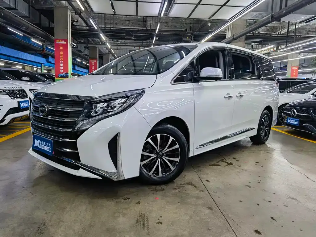 GAC Motor Trumpchi M8 — фото 1