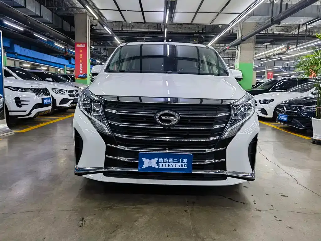 GAC Motor Trumpchi M8 — фото 9
