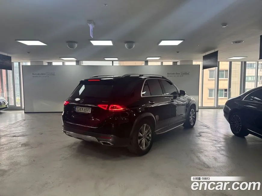 Mercedes-Benz GLE-Class — фото 5