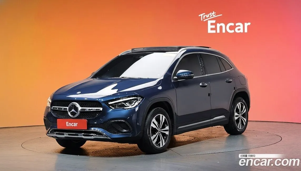 Mercedes-Benz GLA-Class — фото 1