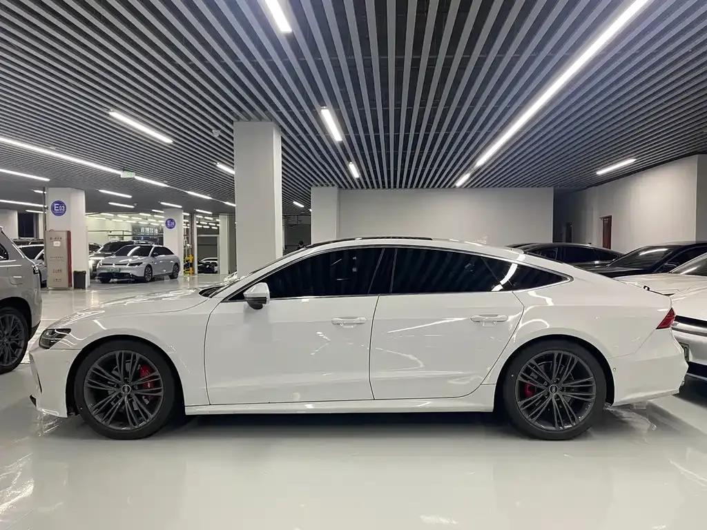 Audi A7 — фото 5