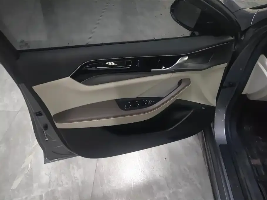 BYD Qin PLUS — фото 10