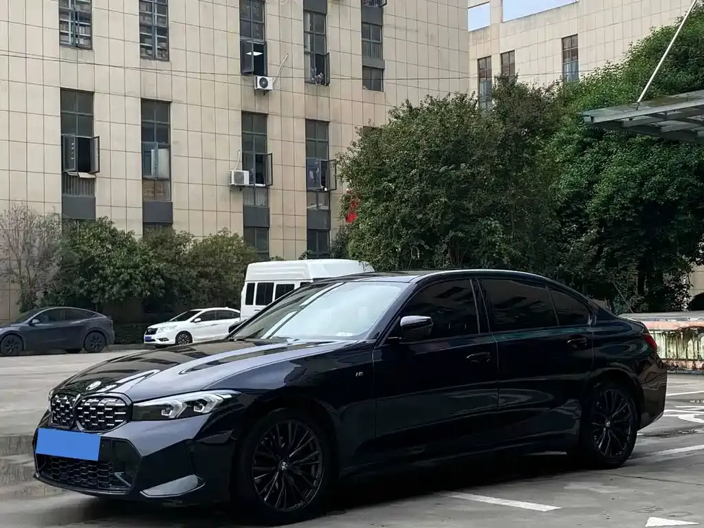 BMW 3 Series — фото 1