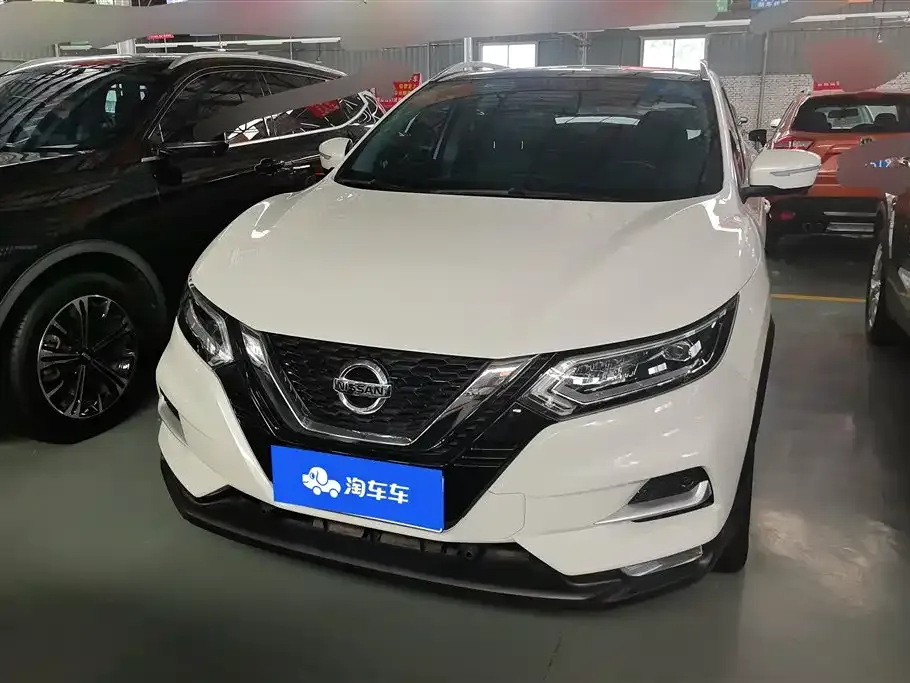 Nissan Qashqai — фото 9