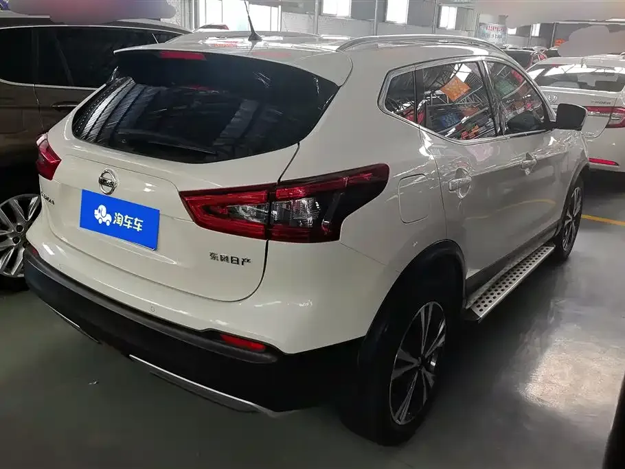 Nissan Qashqai — фото 5
