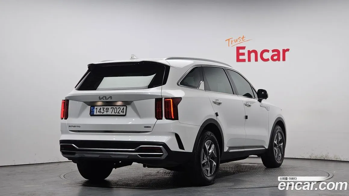 Kia Sorento — фото 5