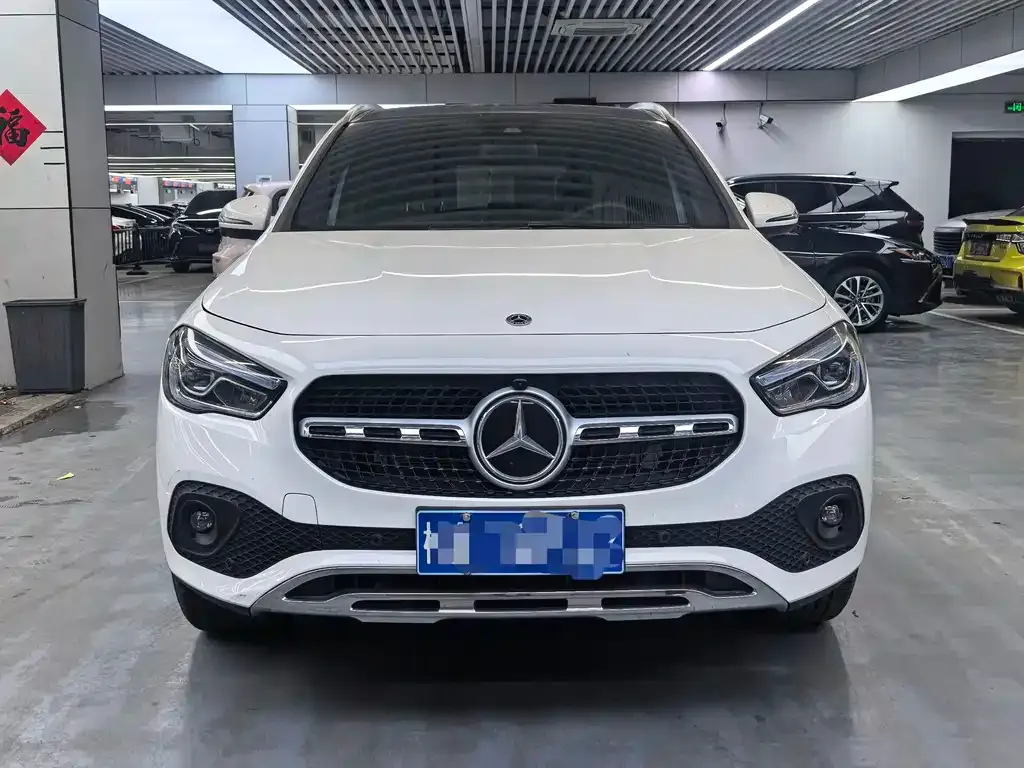 Mercedes-Benz GLA — фото 6