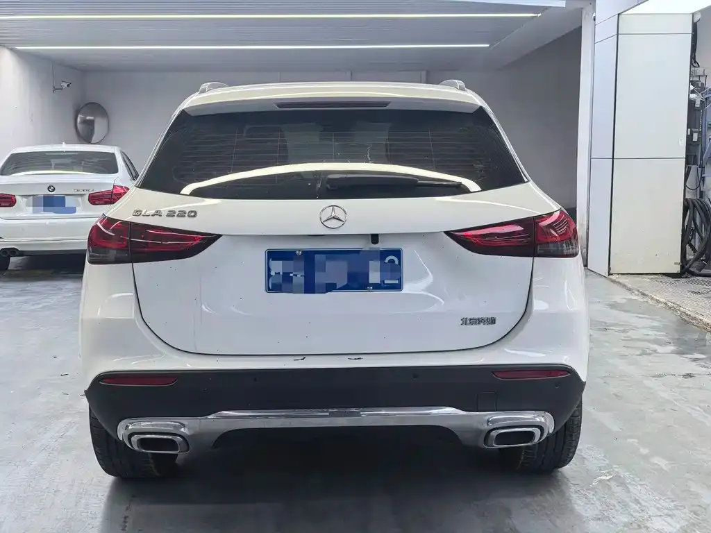 Mercedes-Benz GLA — фото 8