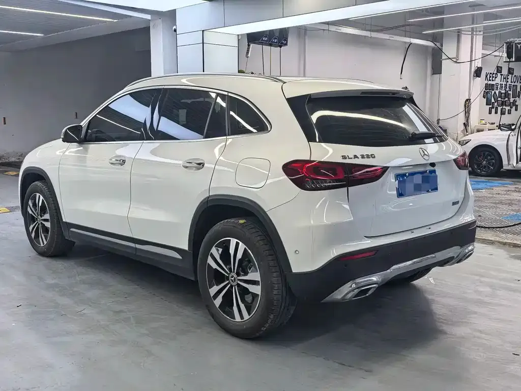 Mercedes-Benz GLA — фото 7