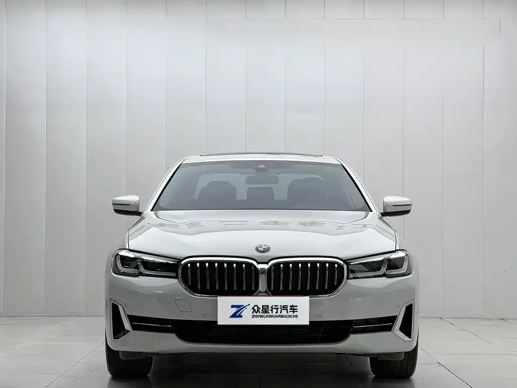 BMW 5 Series — фото 3