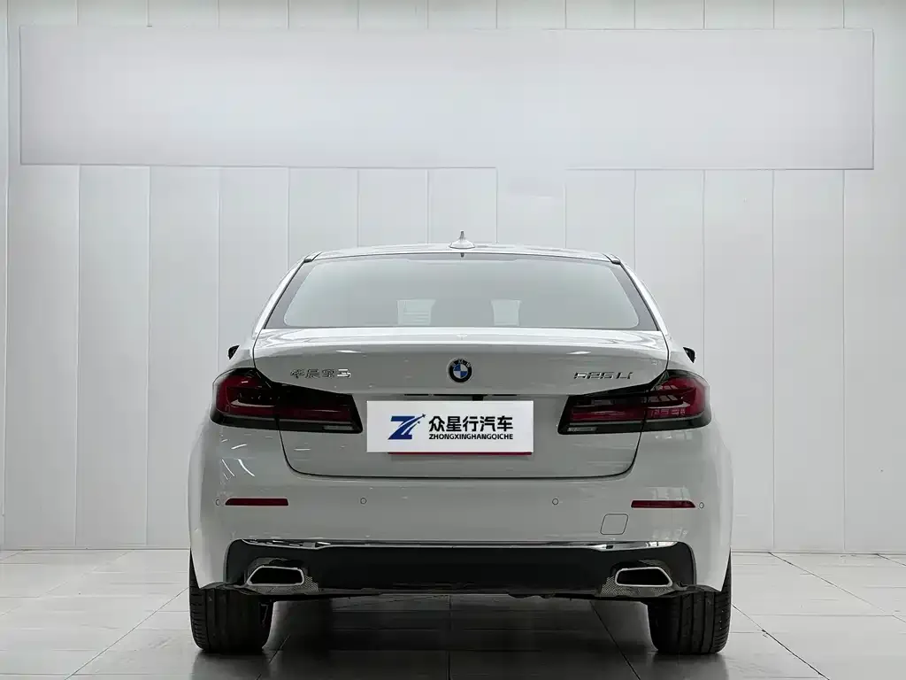 BMW 5 Series — фото 2
