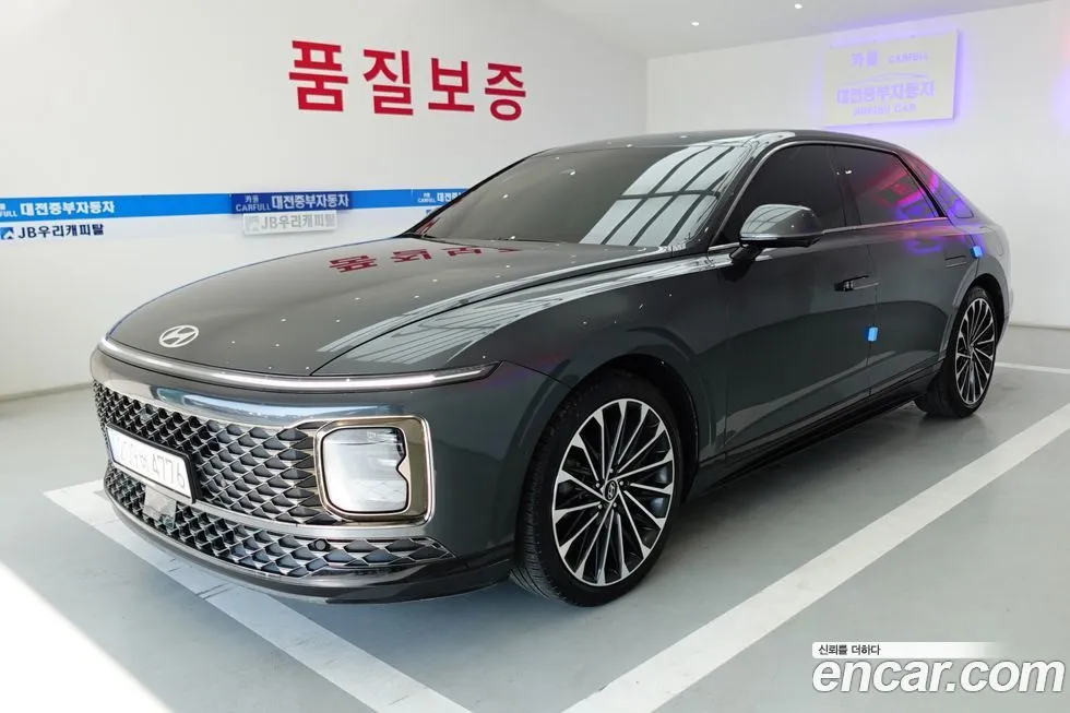 Hyundai Grandeur — фото 1